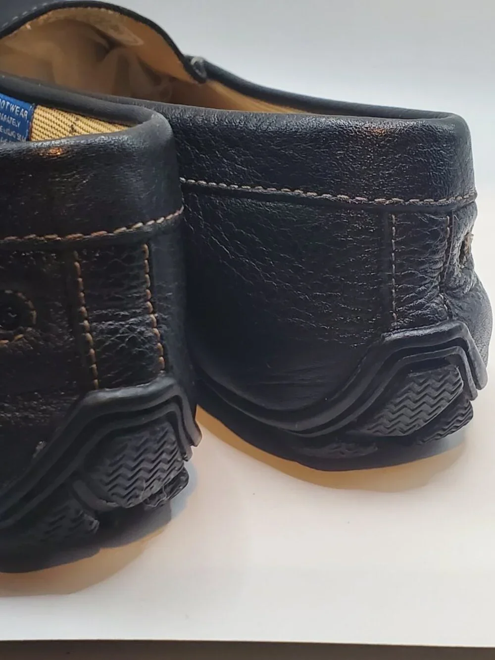 Rockport Women’s Black Leather Size 9 Slip-On Loafers